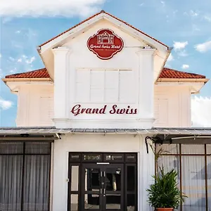 Отель Grand Swiss